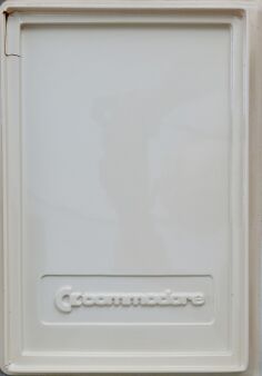 commodore-inside-alt