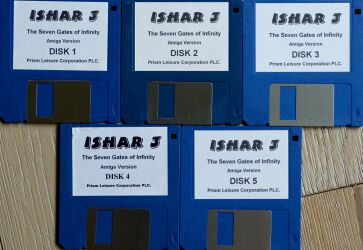 ishartrilogy-alt-disk2